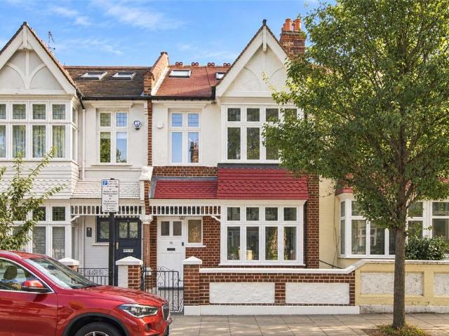 4 bedroom terraced house for sale