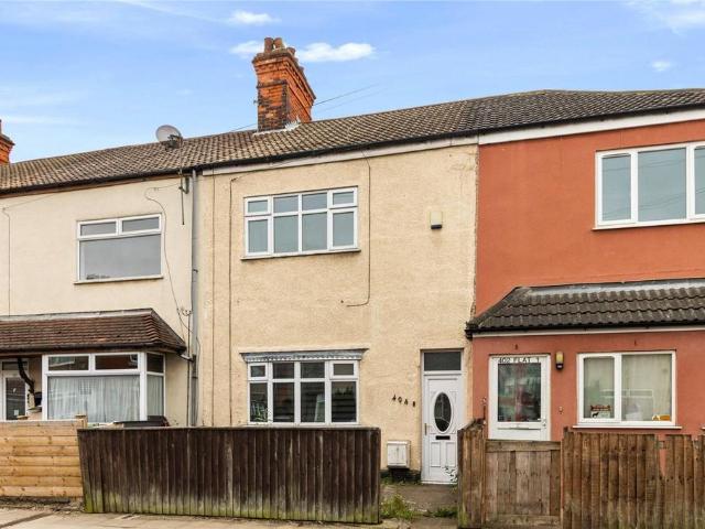 4 bedroom terraced house for sale