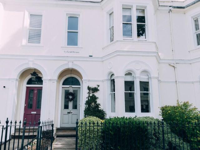 4 bedroom terraced house for sale