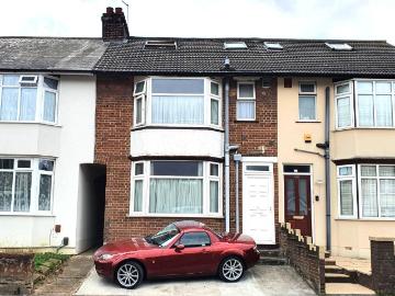 4 bedroom terraced house for sale
