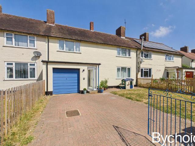 4 bedroom terraced house for sale