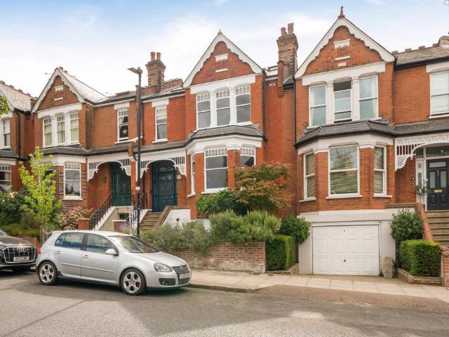 4 bedroom terraced house for sale
