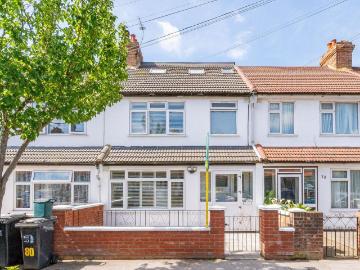 4 bedroom terraced house for sale