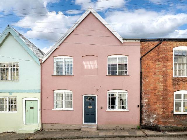 4 bedroom terraced house for sale