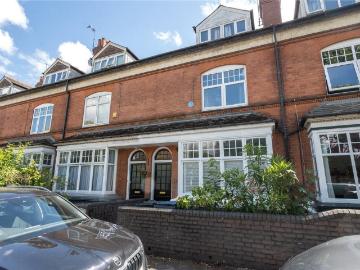 4 bedroom terraced house for sale
