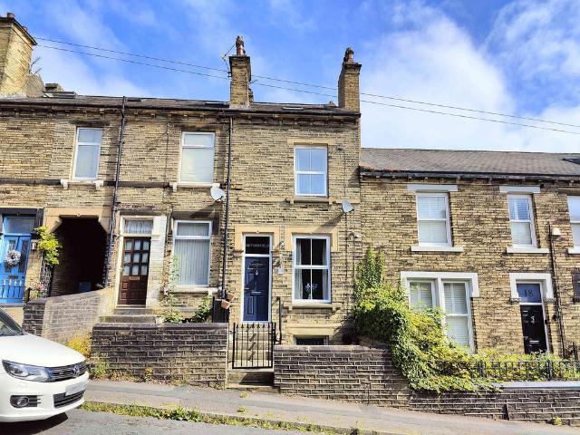 4 bedroom terraced house for sale
