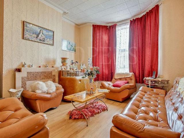4 bedroom terraced house for sale