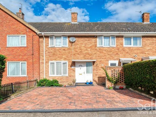 4 bedroom terraced house for sale