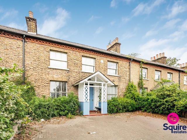 4 bedroom terraced house for sale