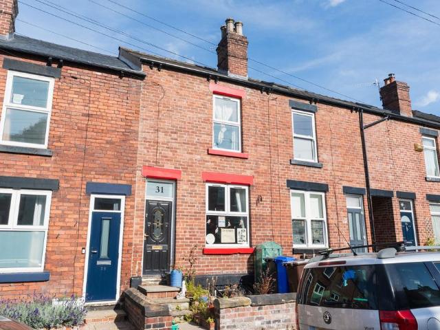 4 bedroom terraced house for sale