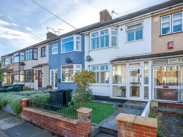 4 bedroom terraced house for sale
