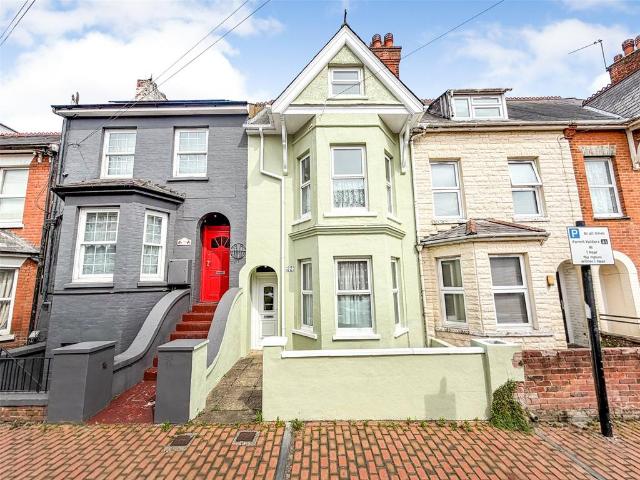 4 bedroom terraced house for sale