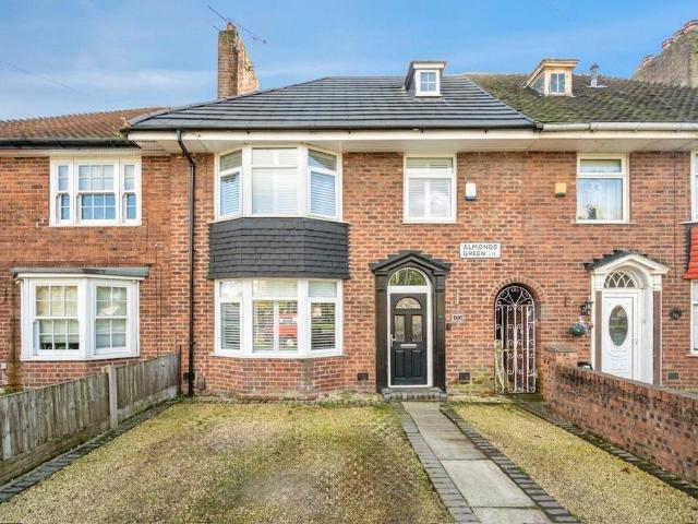 4 bedroom terraced house for sale