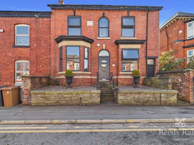 4 bedroom terraced house for sale