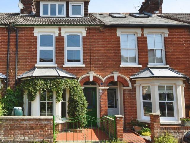4 bedroom terraced house for sale
