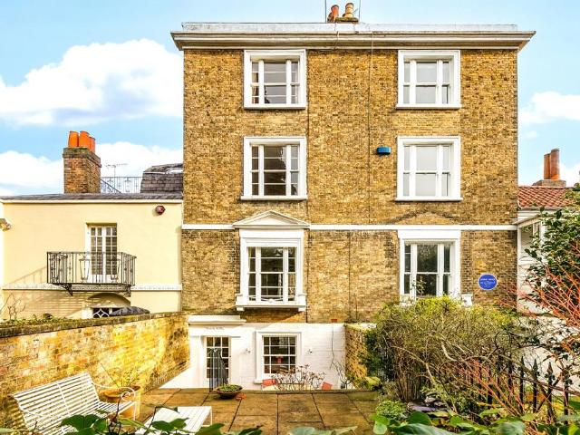 4 bedroom terraced house for sale
