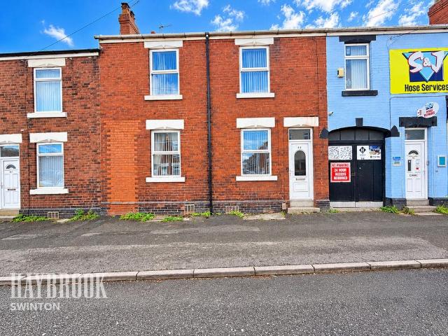 4 bedroom terraced house for sale