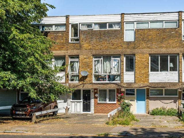 4 bedroom terraced house for sale
