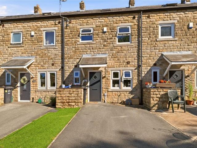 4 bedroom terraced house for sale