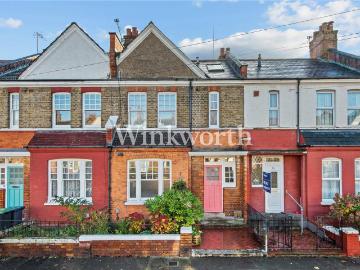4 bedroom terraced house for sale