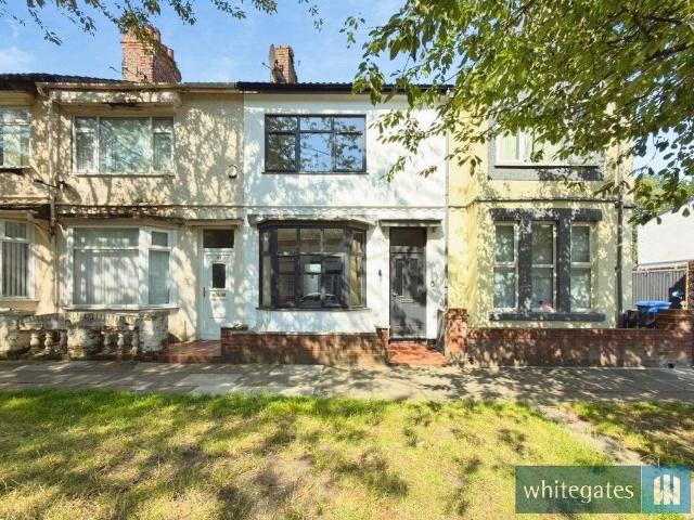 4 bedroom terraced house for sale