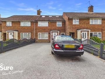 4 bedroom terraced house for sale