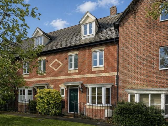 4 bedroom townhouse for sale