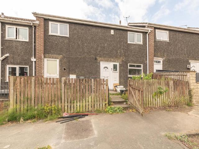 4 bedroom terraced house for sale