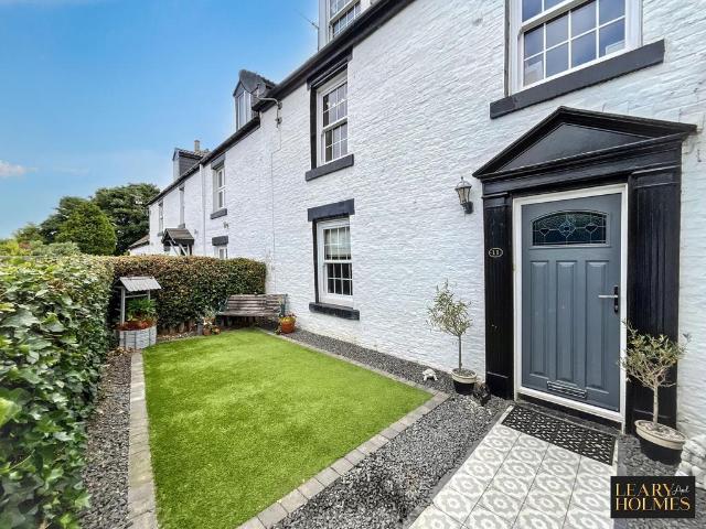 4 bedroom terraced house for sale