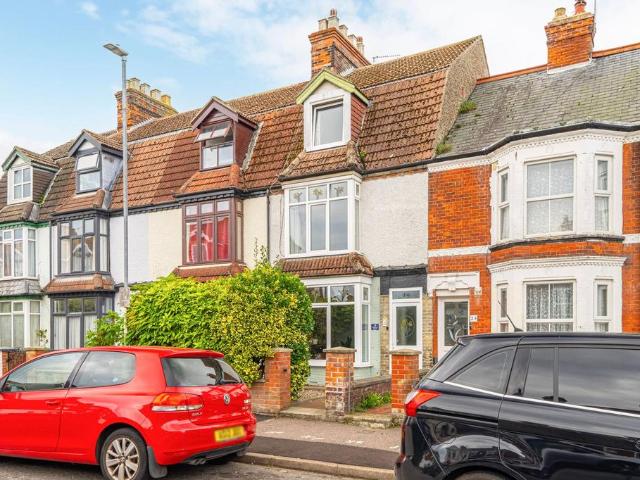 4 bedroom terraced house for sale