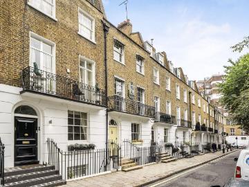 4 bedroom terraced house for sale