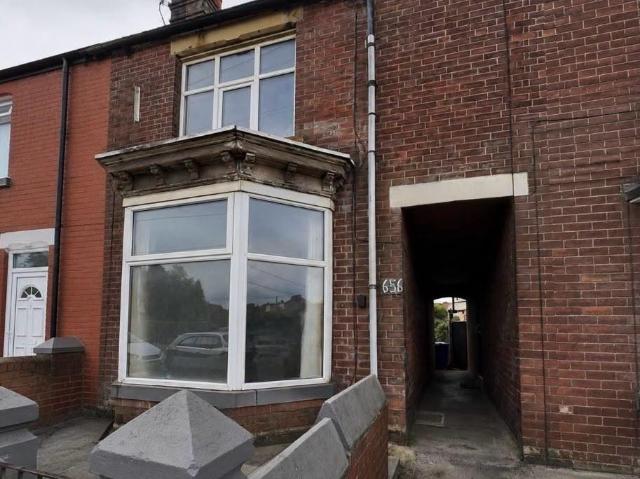 4 bedroom terraced house for sale