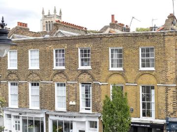 4 bedroom terraced house for sale
