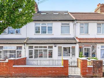 4 bedroom terraced house for sale