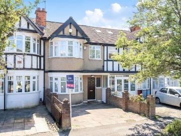 4 bedroom terraced house for sale