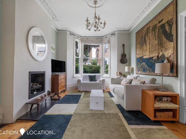 4 bedroom terraced house for sale