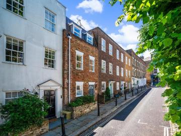 4 bedroom terraced house for sale