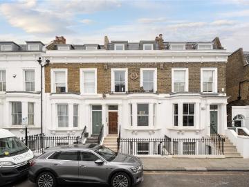 4 bedroom terraced house for sale