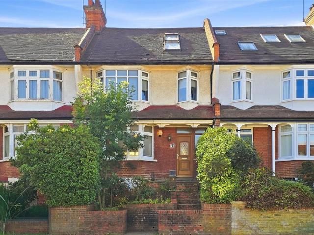 4 bedroom terraced house for sale