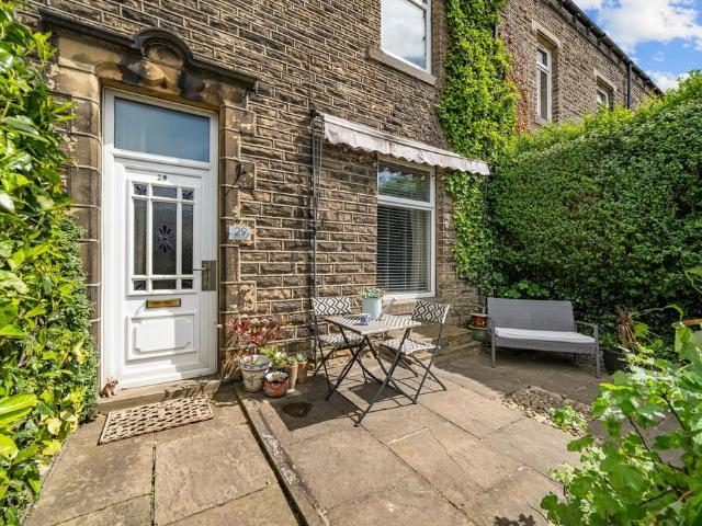 4 bedroom terraced house for sale
