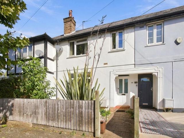 4 bedroom terraced house for sale