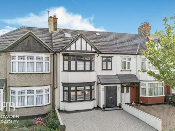 4 bedroom terraced house for sale