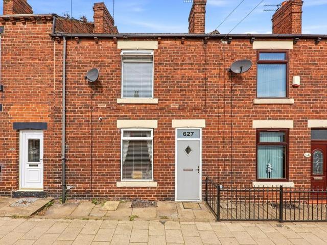 4 bedroom terraced house for sale
