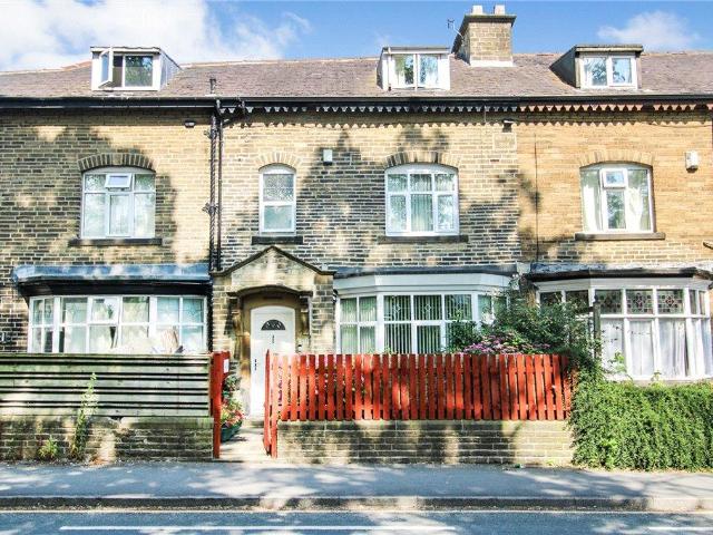 4 bedroom terraced house for sale