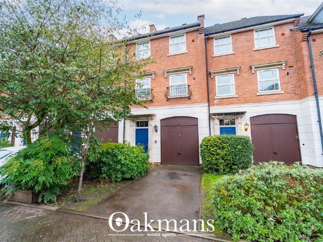 4 bedroom terraced house for sale