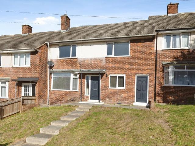 4 bedroom terraced house for sale