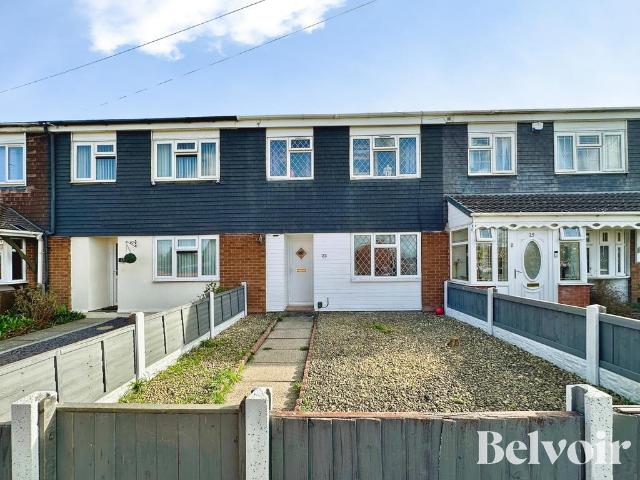 4 bedroom terraced house for sale