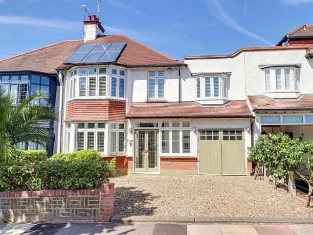 4 bedroom terraced house for sale
