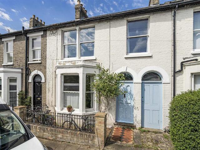 4 bedroom terraced house for sale