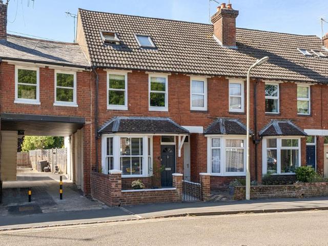 4 bedroom terraced house for sale